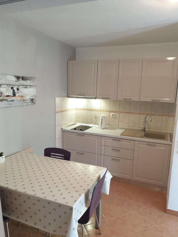 Apartments Zdenka Vinišće Extérieur photo
