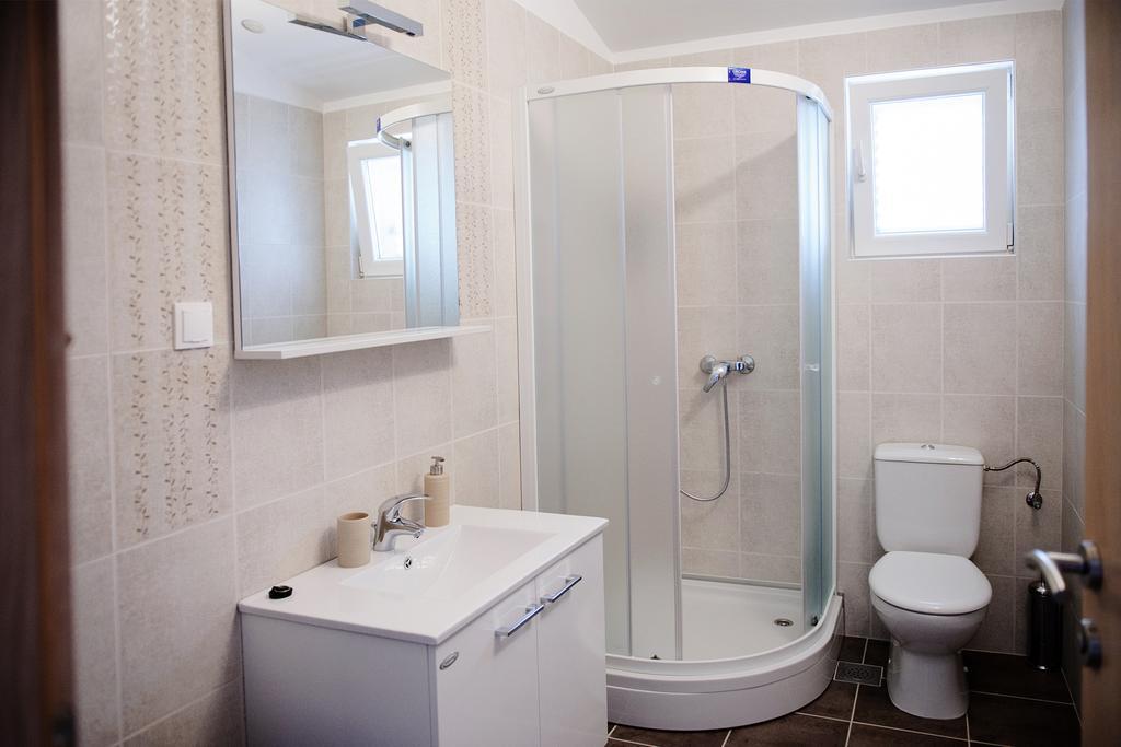 Apartments Zdenka Vinišće Extérieur photo