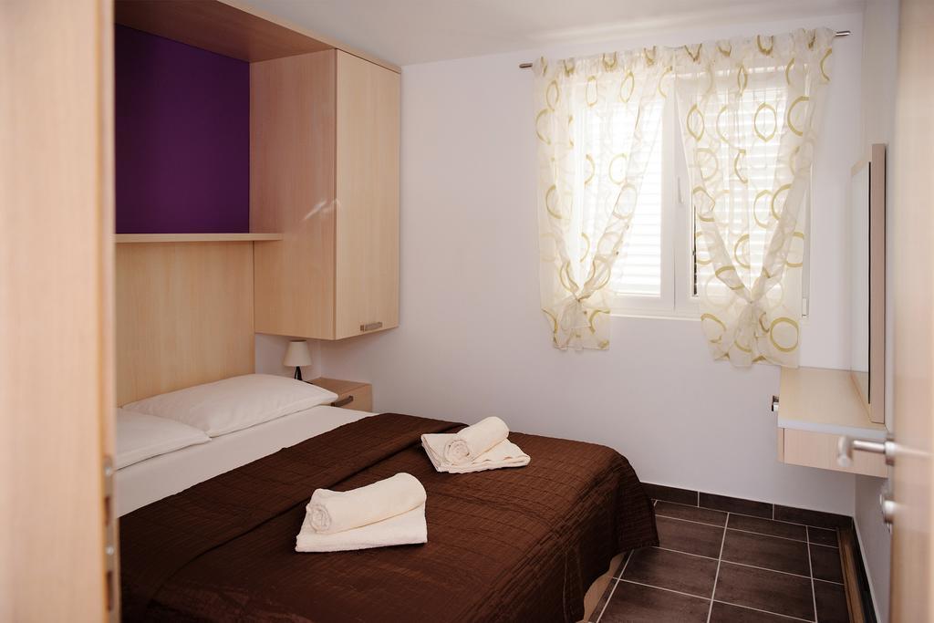 Apartments Zdenka Vinišće Extérieur photo